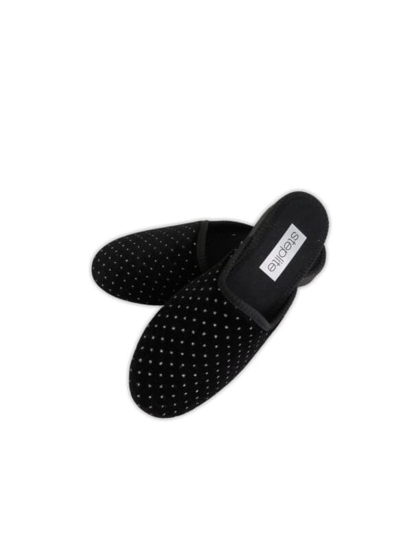black slippers no back small heel