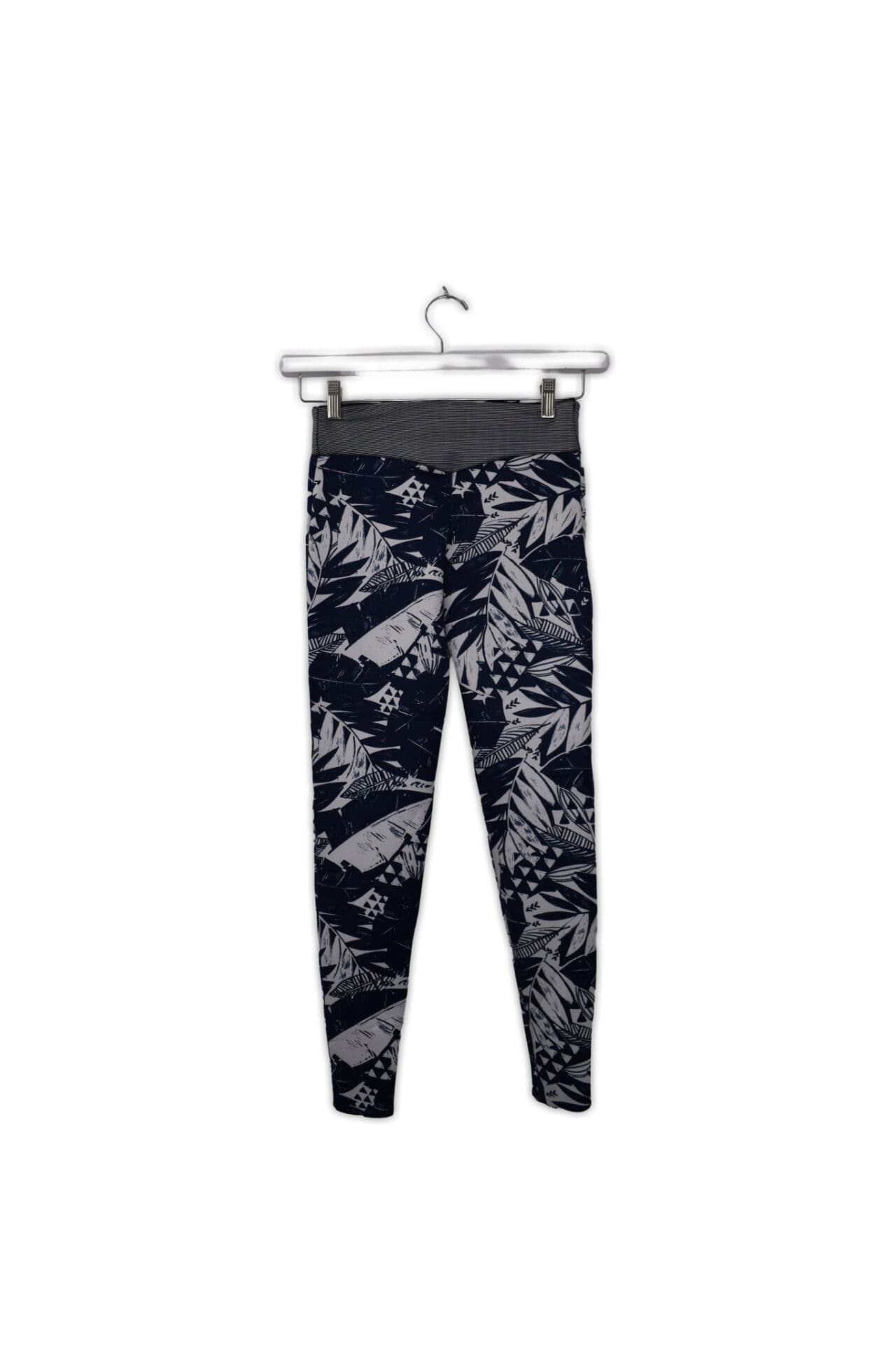 Tropical foliage patterned neoprene leggings