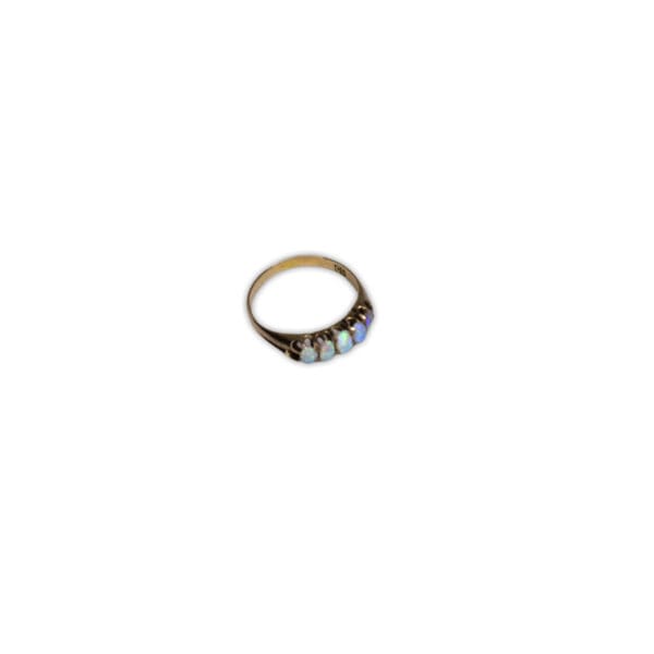 beautiful oval opal set ring