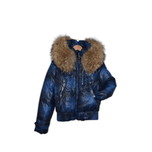 Cosy puffer jacket from Peercat, featuring dual zippers, zipper pockets and faux fur trim hood.