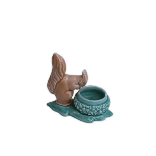 Super sweet little vintage ceramic squirrel on a leaf match / toothpick holder or trinket dish by Sylvac Pottery. Style number 1494.