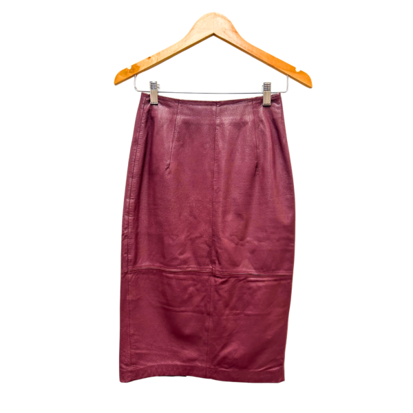 Leather Pencil Skirt - Sophisticated Elegance & Edgy Style